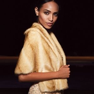 Eliza J Faux Fur Capelet